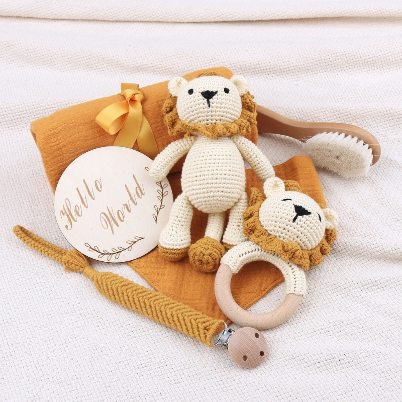 Handgemaakte haakdier Baby Tentel Toon Toy Wooden Pasgeboren Teeltether Koala Gevulde Doll Muslin Deken Baby Birth Souvenir Gift Box