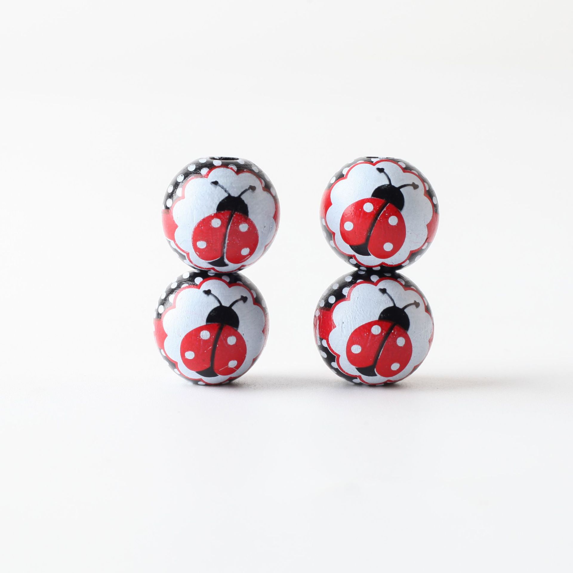 Nouveau 16 mm / pack Ladybug Impression en bois Perles rondes Collier Collier Brillier BIELLOGE PERFORÉ ACCESSOIRES CUSTOM