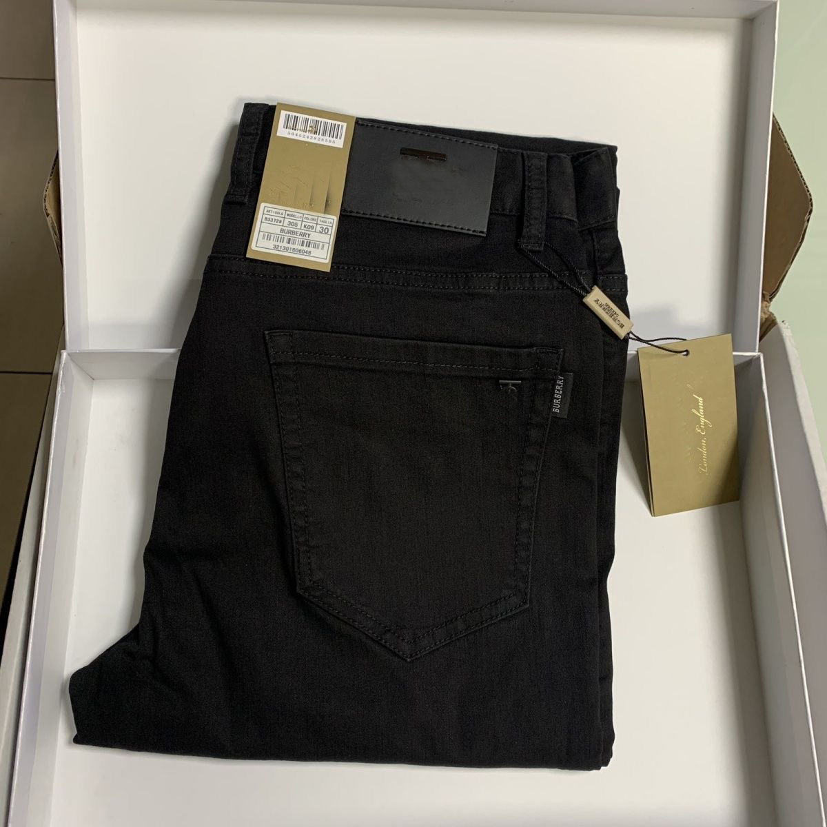 Haut de gamme 2024 Jeans noir élastique slim ajustement nouveau pantalon décontracté pantalon pour hommes polyvalent b3372