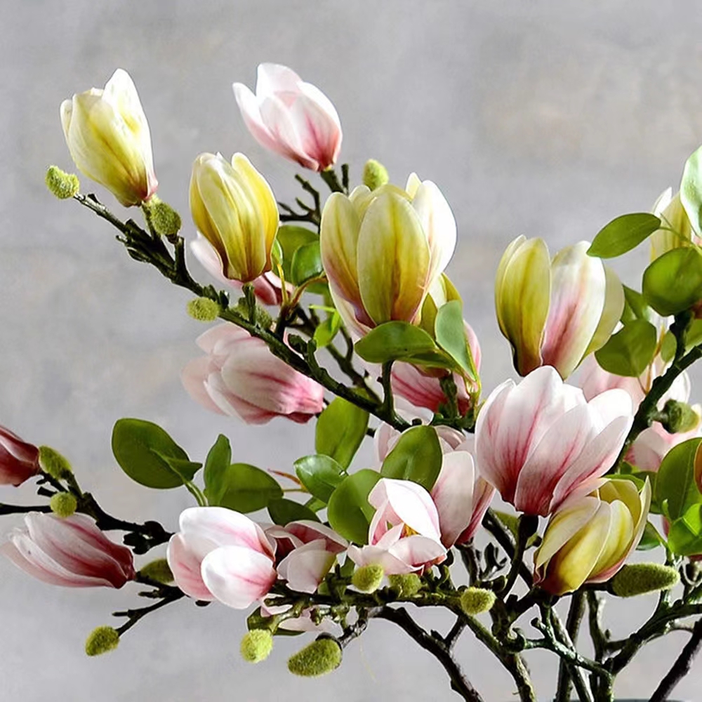 Artificial magnolia flower suitable for living room flower arrangement, wedding venue layout and garden decoration