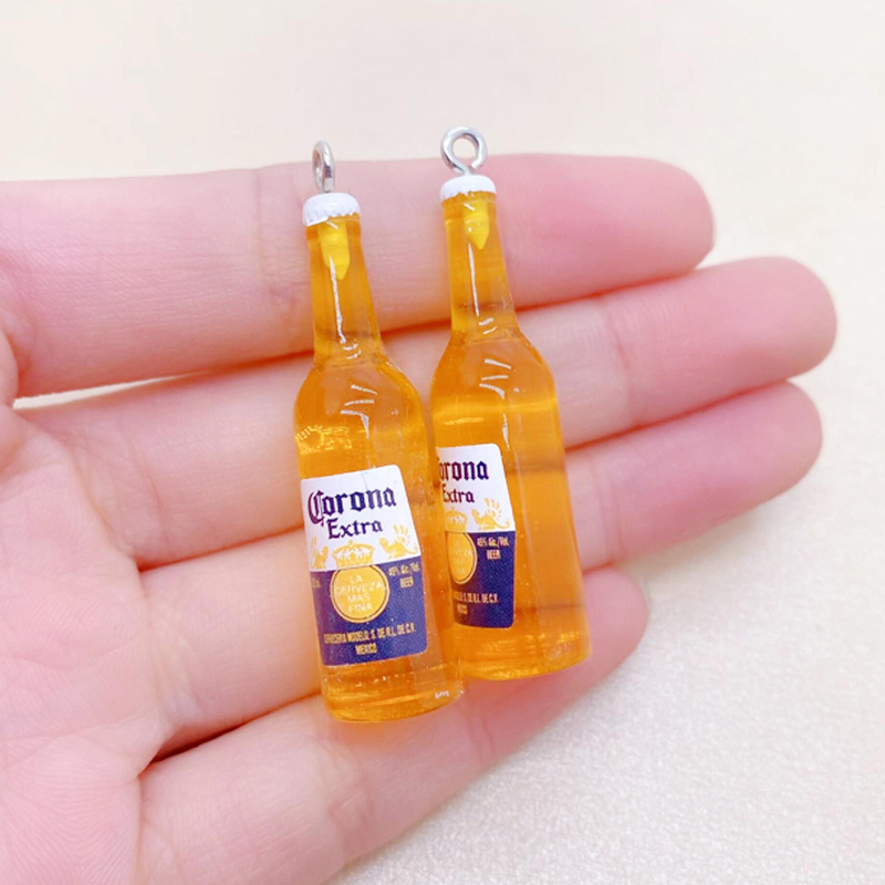 10 pezzi carino piccolo ciondolo le orecchie in resina la bottiglia di birra fai -da -te accessorio