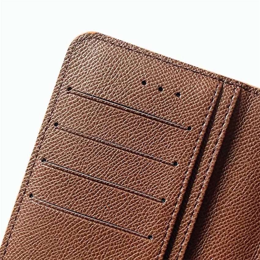 Luxurys diseñadores bolsas para teléfonos celulares casos universales billetera de bolsillo de tarjeta de hebilla magnética para iPhone 15 14 13 12 11 Pro Max Samsung Leather Fashion