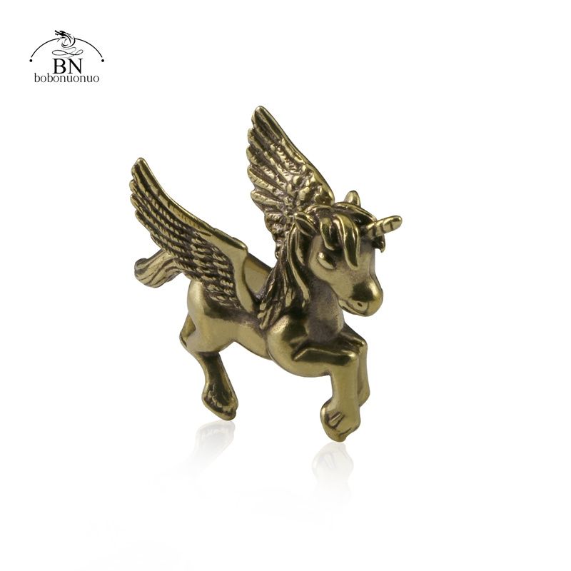 アンティーク銅ヨーロッパ神話動物勇敢な部隊馬ユニコーン蹄かわいい飾りレトロブラスの置物の家の装飾