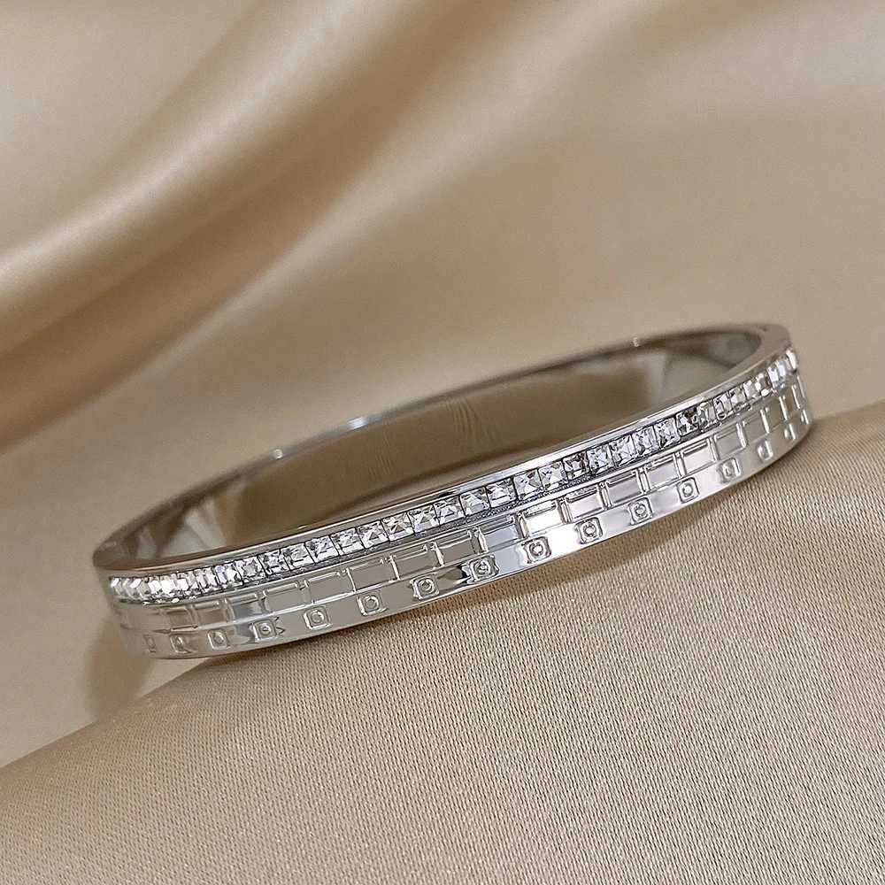 Bangle eenvoudige witte zirkoon roestvrijstalen armbanden armbanden voor dames manchet polsband waterdichte bruiloft sieraden geschenken accessoires 240411