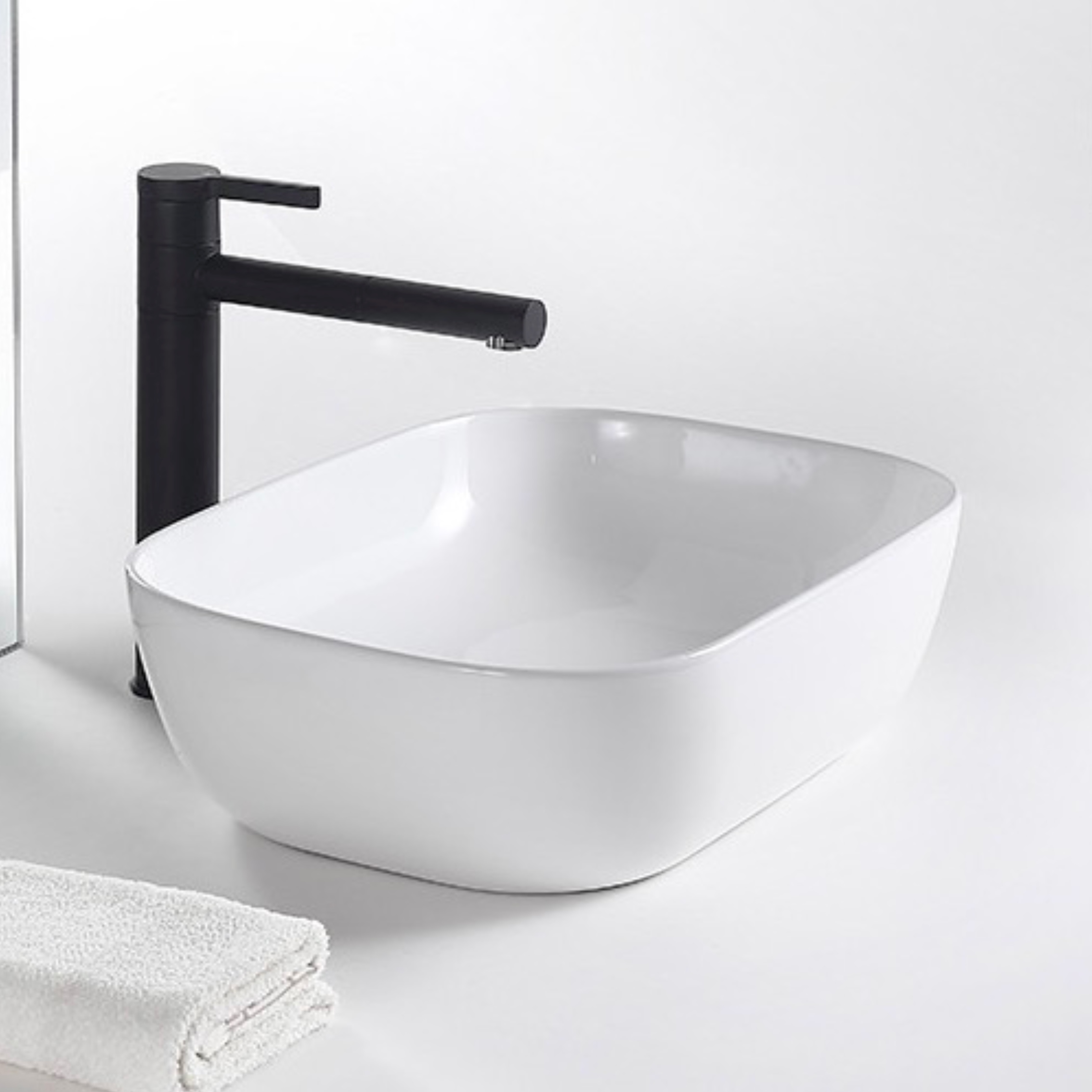 Bacino da piano di lavaggio a lavabo in ceramica lavabo in ceramica del bagno bacino singolo con rubinetto 360*330*135 mm