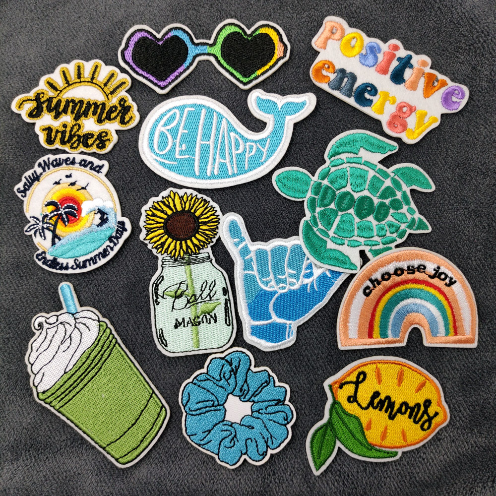 Gewoon leuk geborduurde applique patches stoffen kleding kleding kleding accessoires borduurwerk badges vrede liefde kattenbloem