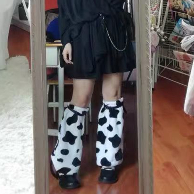 Japon tarzı kadınlar kış peluş bacak ısıtıcılar harajuku siyah beyaz inek leopar baskı uzun çorap gotik ayak