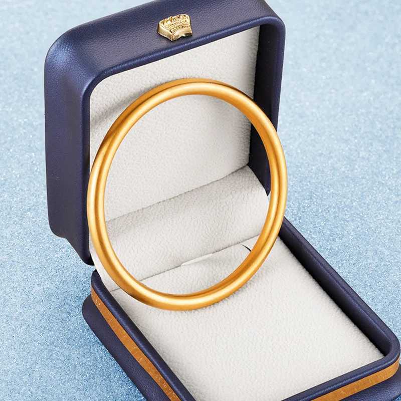 Bangle Vintage gładka stalowa bransoletka tytanowa 18 -karatowa złota platowana 60 mm solidna bransoletka prezent biżuterii dla kobiet panie dziewczyny przyjaciele 24411