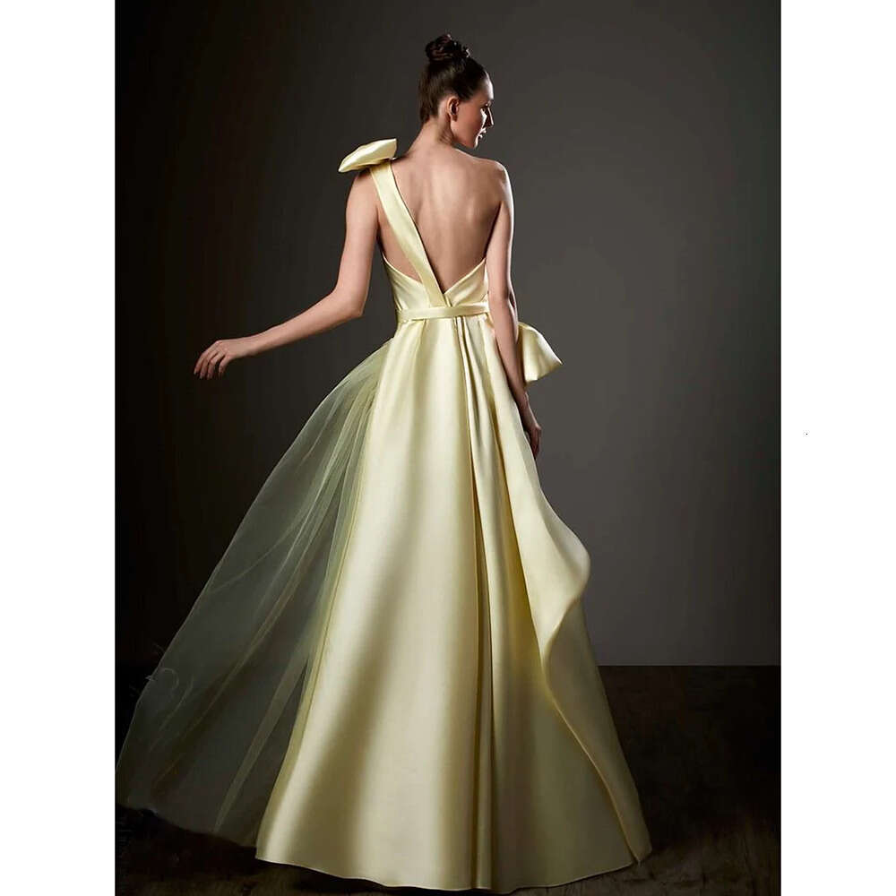 Neuankömmlinge Mode One-Shoulder Prom Yellow Elegant Falten bodenlange A-Line-Kleider Chic Formal Party Abendkleid