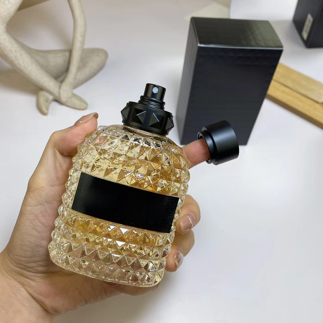 Luxus Parfums für Mann Duft gelber Dream Rockstud Noir Edt Eau de Toilette Spray 100 ml 3.4 Fl.oz Top -Qualität männlicher Köln lange dauerhafte Geruchsgeschenke Geschenke