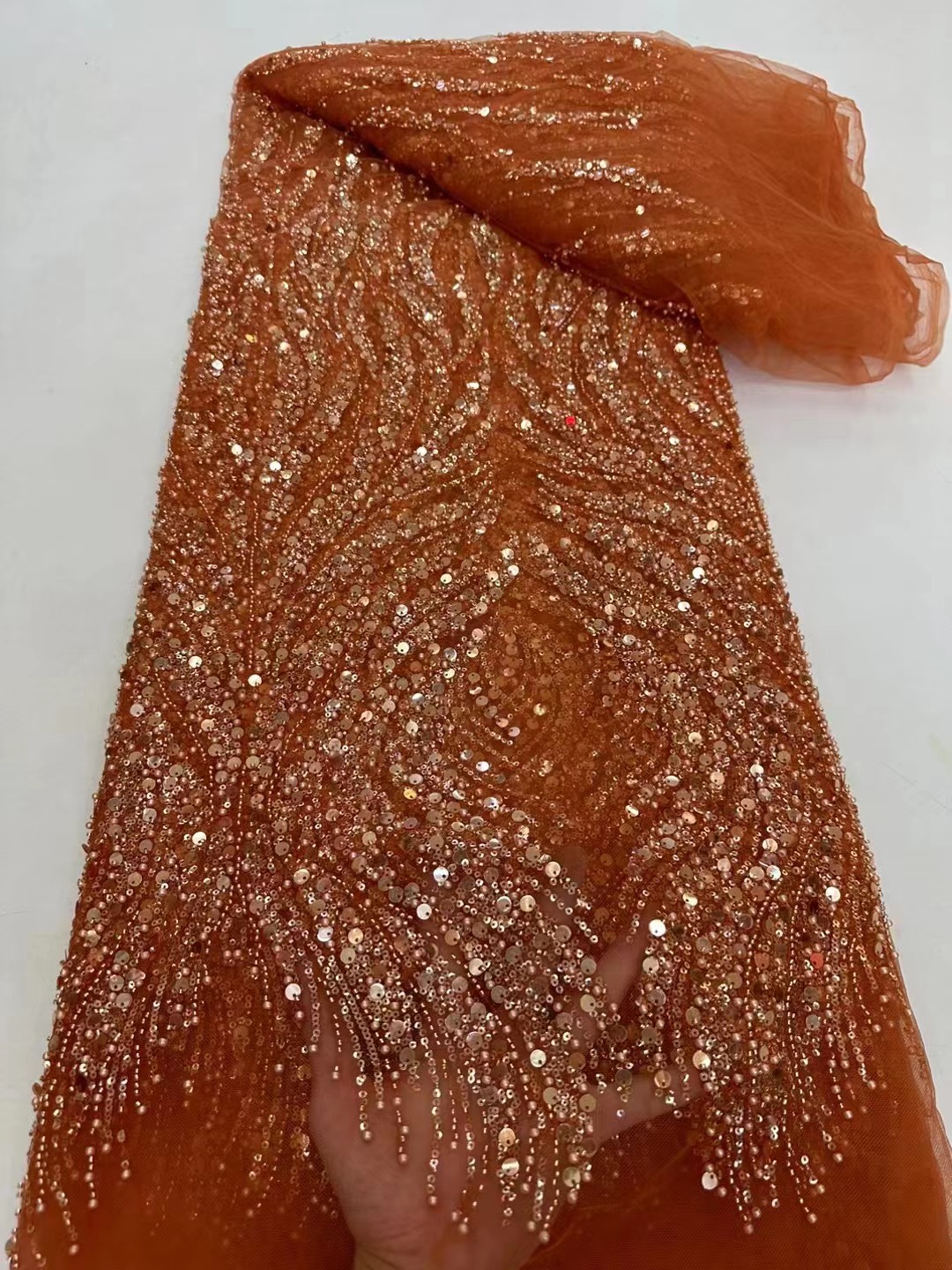 Tissu de dentelle africain 2024 Piseaux de base de broderie perlées Nigérian Français en dentelle en tulle français de haute qualité pour robe de mariée