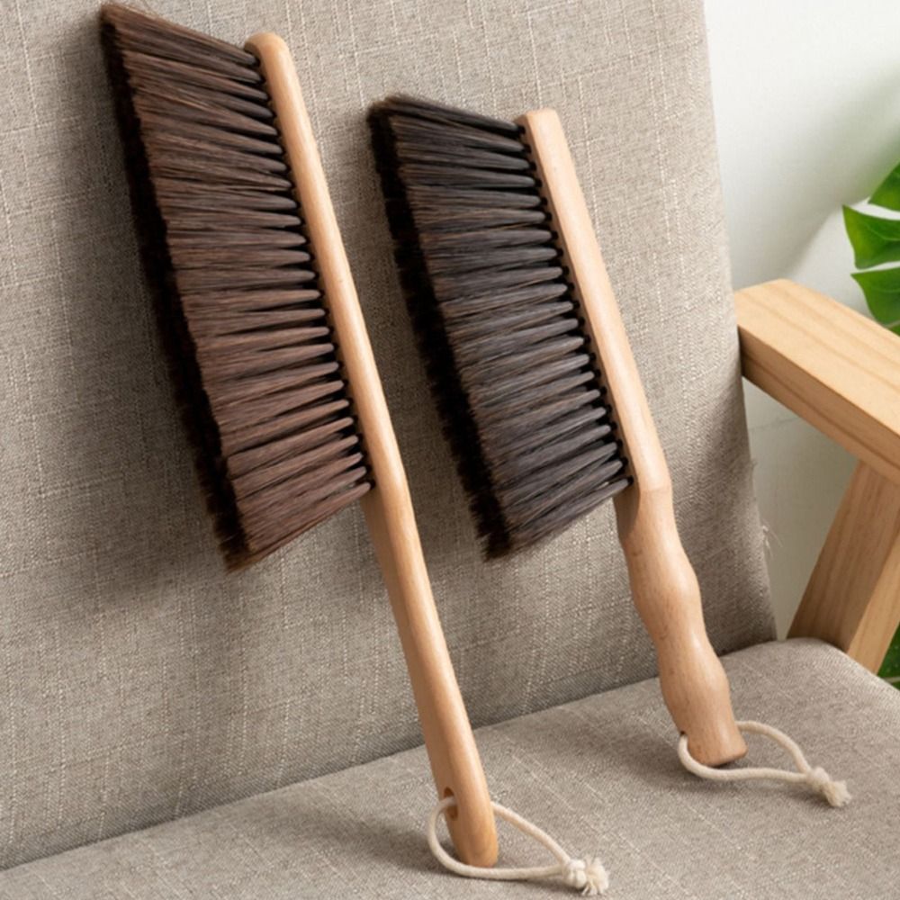 Desktop Clean Natural Wood Soft Bristles Brush Bed Brush Carpet Sweeper Long Handle Wooden Handle