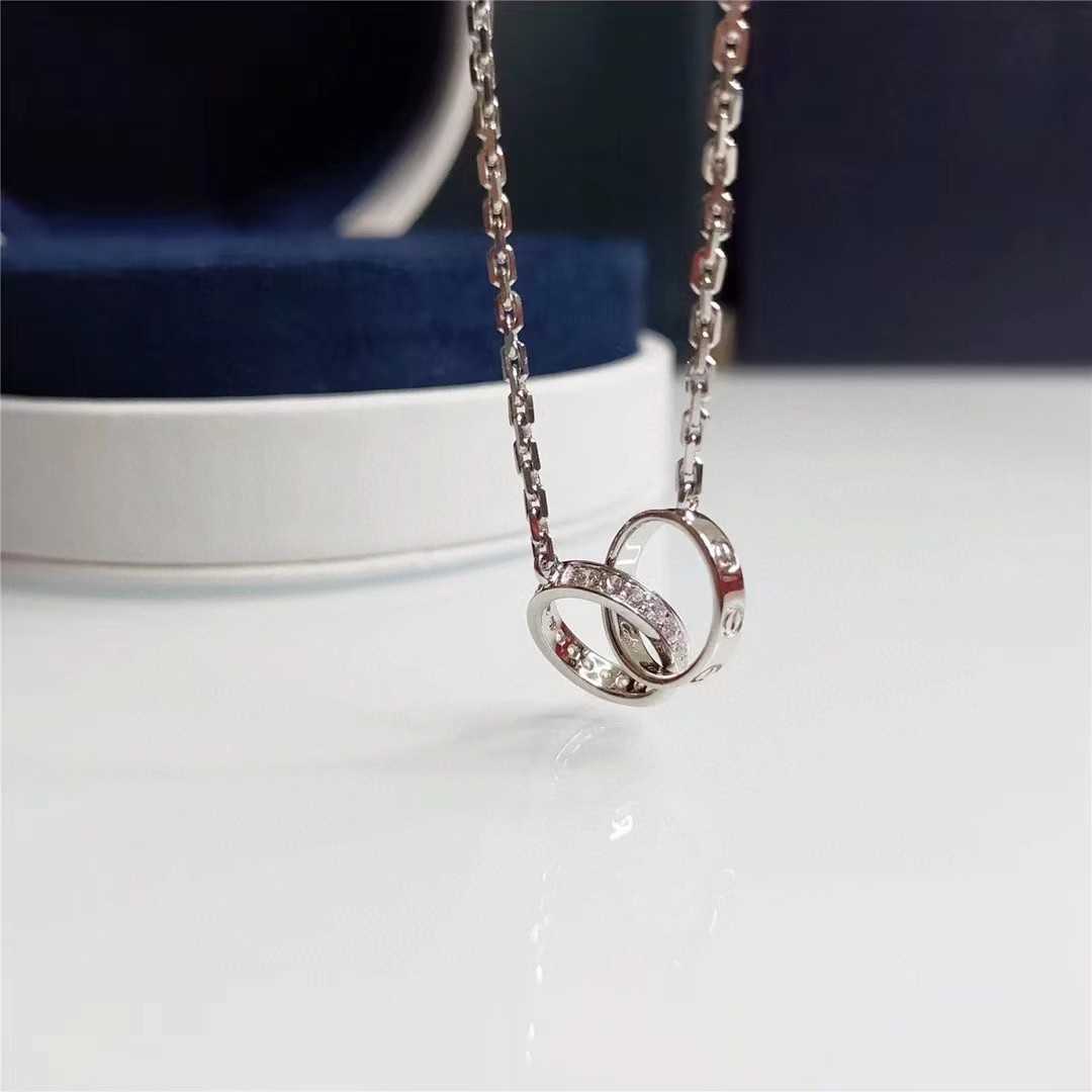 Designer charm seiko med ståltätning carter dubbel ringhalsband kvinnlig set diamantspänne ljus lyx liten och unik krage kedja