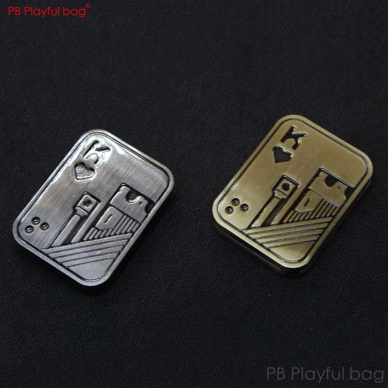 Decompression Toy EDC Poker Fidget Slider Zinc alloy Metal Decompression Magnetic Slider Stress Relief Toys Lightweight Poker Push Card TS41 240412