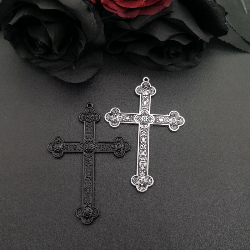 couleurs argentées noir 80x54mm croix de fleur charm