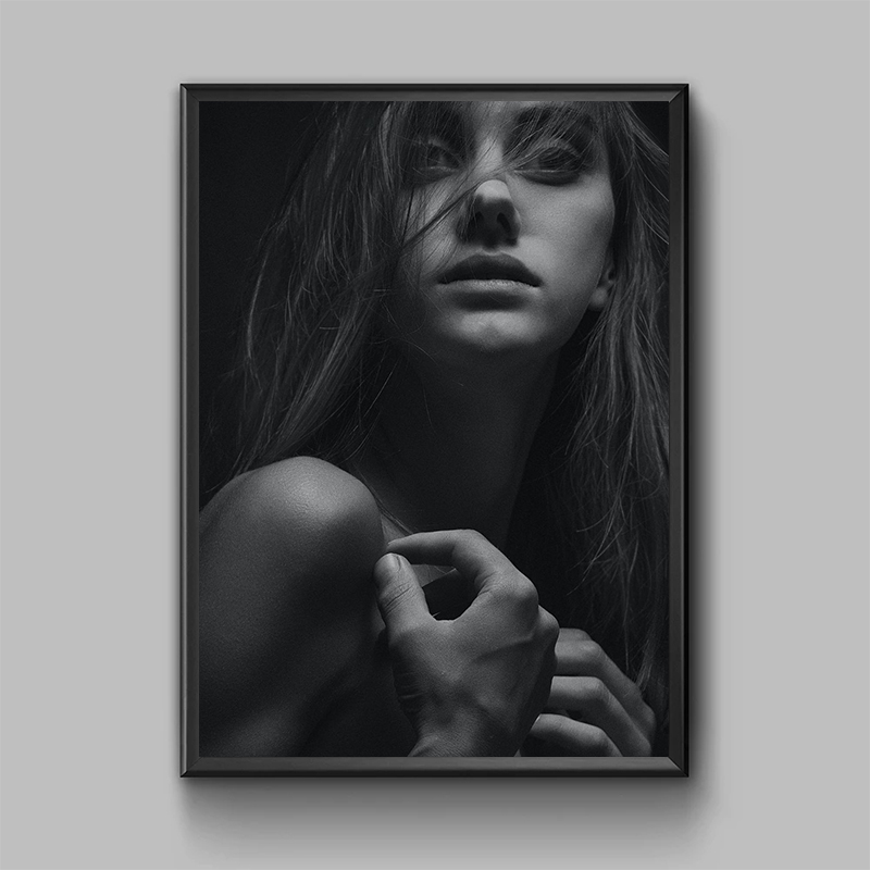 Modern Abstract Sexy Dream Chasing Beautiful Girl Portrait Canvas Painting Wall Art Living Room Bedroom Home Decoration