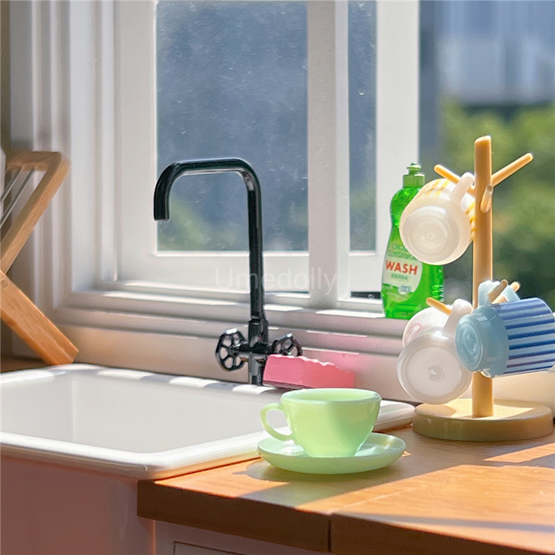 1/6 escala em escala Miniature Dollhouse Kitchen Sink Basin Mini Tap Modelo DIY para BJD Acessórios para Doll Toy