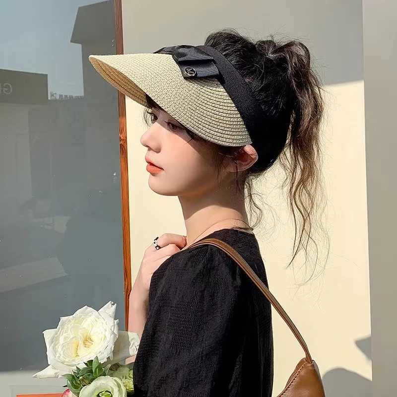 Visors Wide Brim Hats Bucket Hats Nouveau été vide Top Top Raffia Raffia Chapeau de paille Femmes Outdoor Travel Beach Suncreen Anti UV Riding Sun Hat Girl Big Brim Bow Visor Cap 24412