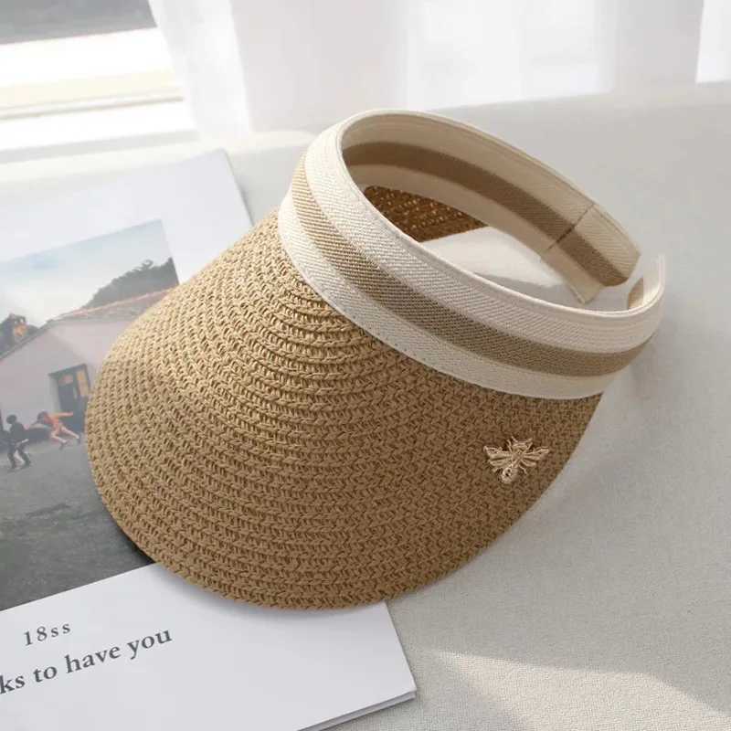 Visors Wide Brim Hats Bucket Hats 2022 Ladies Outdoor Sunscreen Sun Hat Little Bee Sun Hat Beach Casual Top Hat Fashion Handmade Straw Hat Summer UV Protection 24412