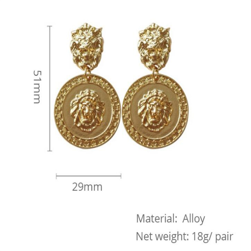 Nouveau exagération géométrique Gold Relief Lion Head Chandelier Boucles d'oreilles européennes et américaines Bijoux rétro et boucles d'oreilles pour femmes personnalisées AB129