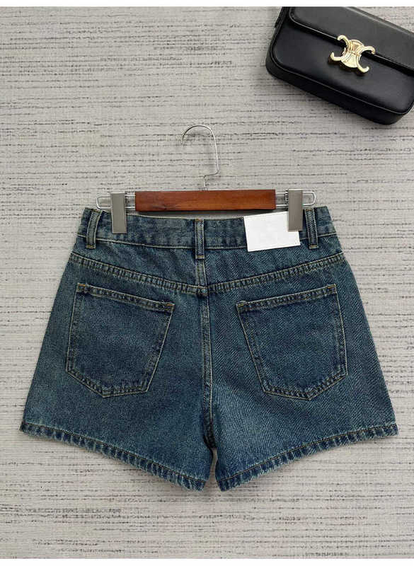 Shorts Shorts Designer di fascia alta xiaoxiang 24 primavera/estate New laser bruciati lettere jeans sottili dritti donne i50a