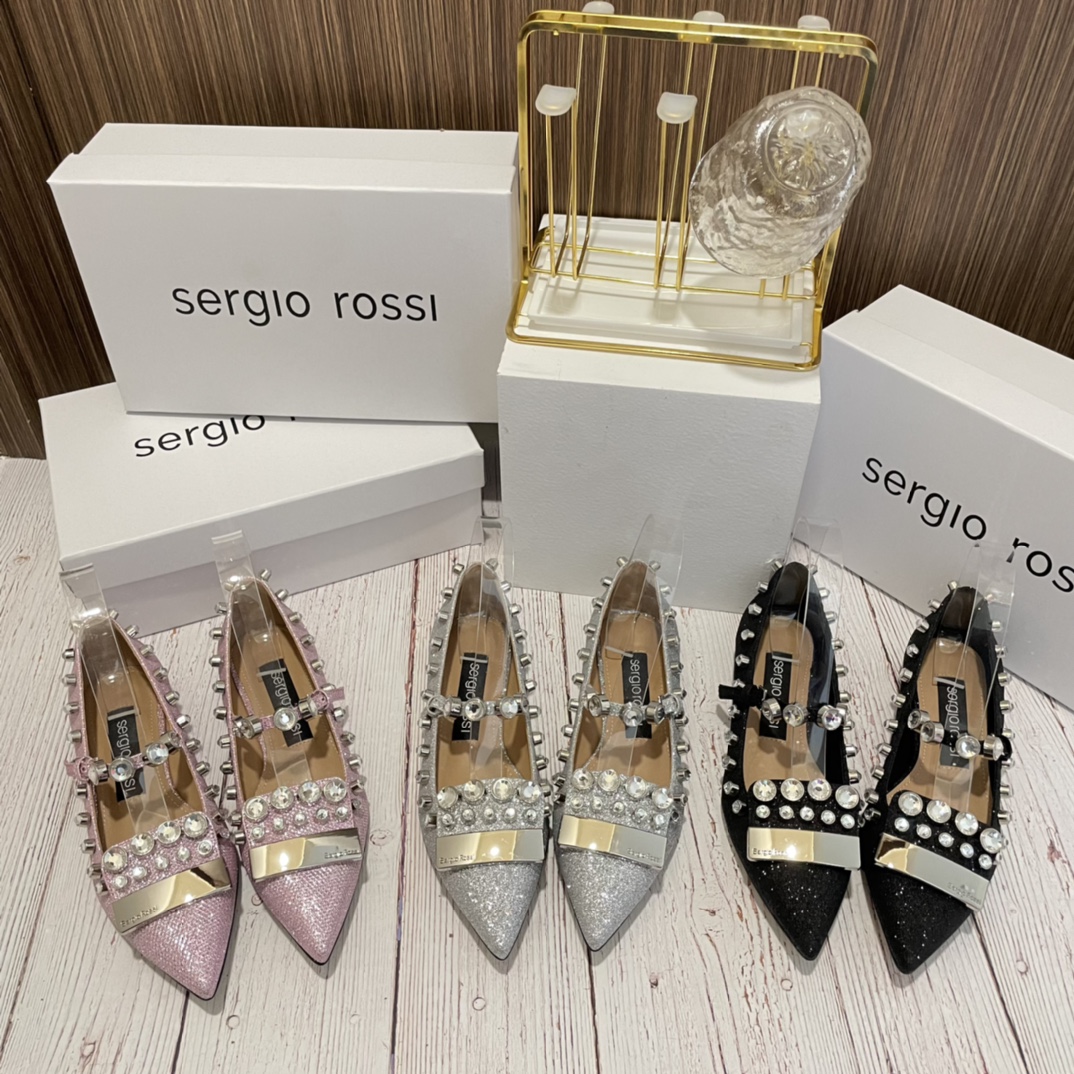2024 With Box Designer Sandals Slide Luxury Womens Summer Lady Beach Sandal Party Wedding Flat Slipper Shoes Fashion Sandal Woman GAI flats