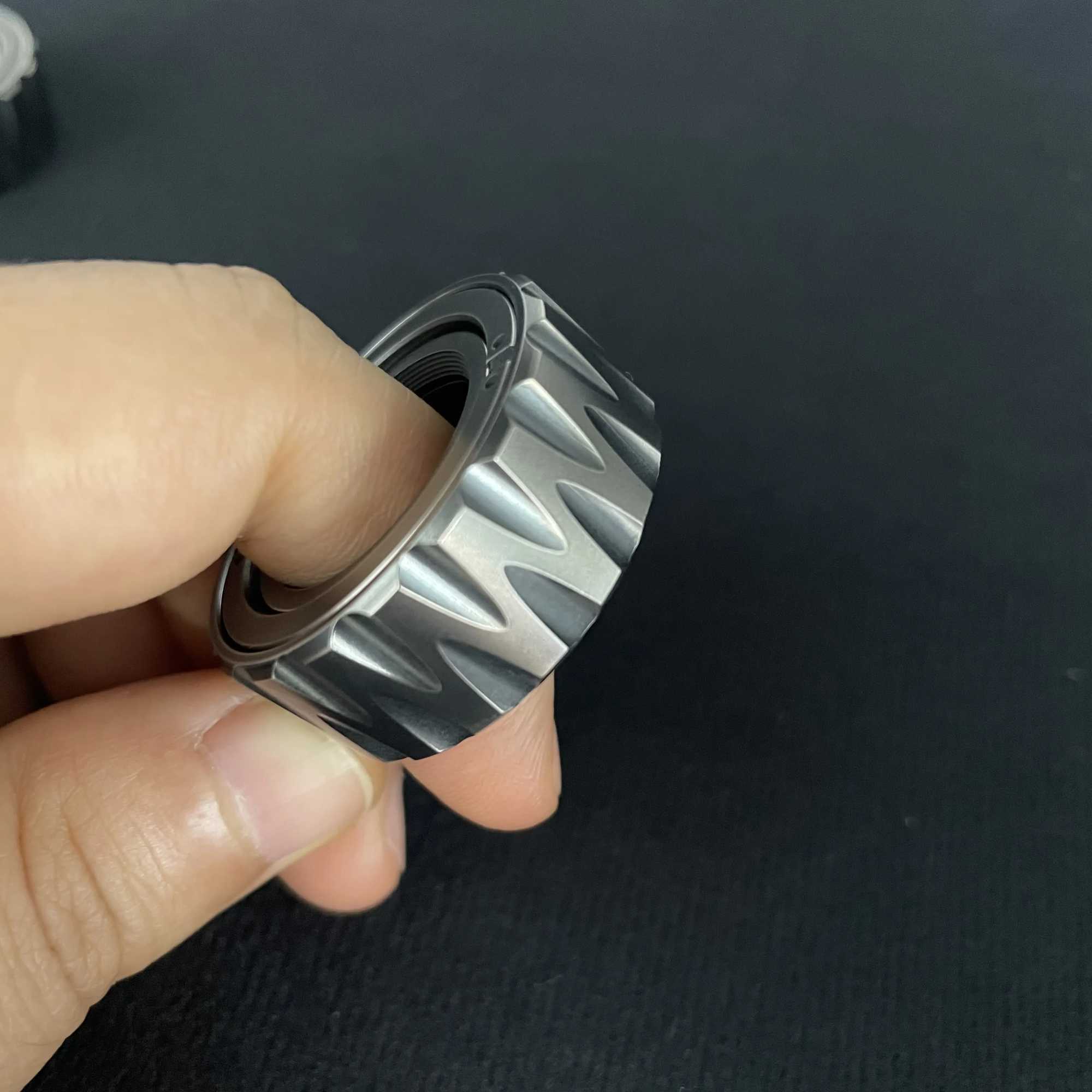 إلغاء الضغط لعبة EDC تململ Sliders Haptic Coin Ring Ring Toys Toys تخفيف الإجهاد للبالغين المعادن المغناطيسية الأساسية 240413