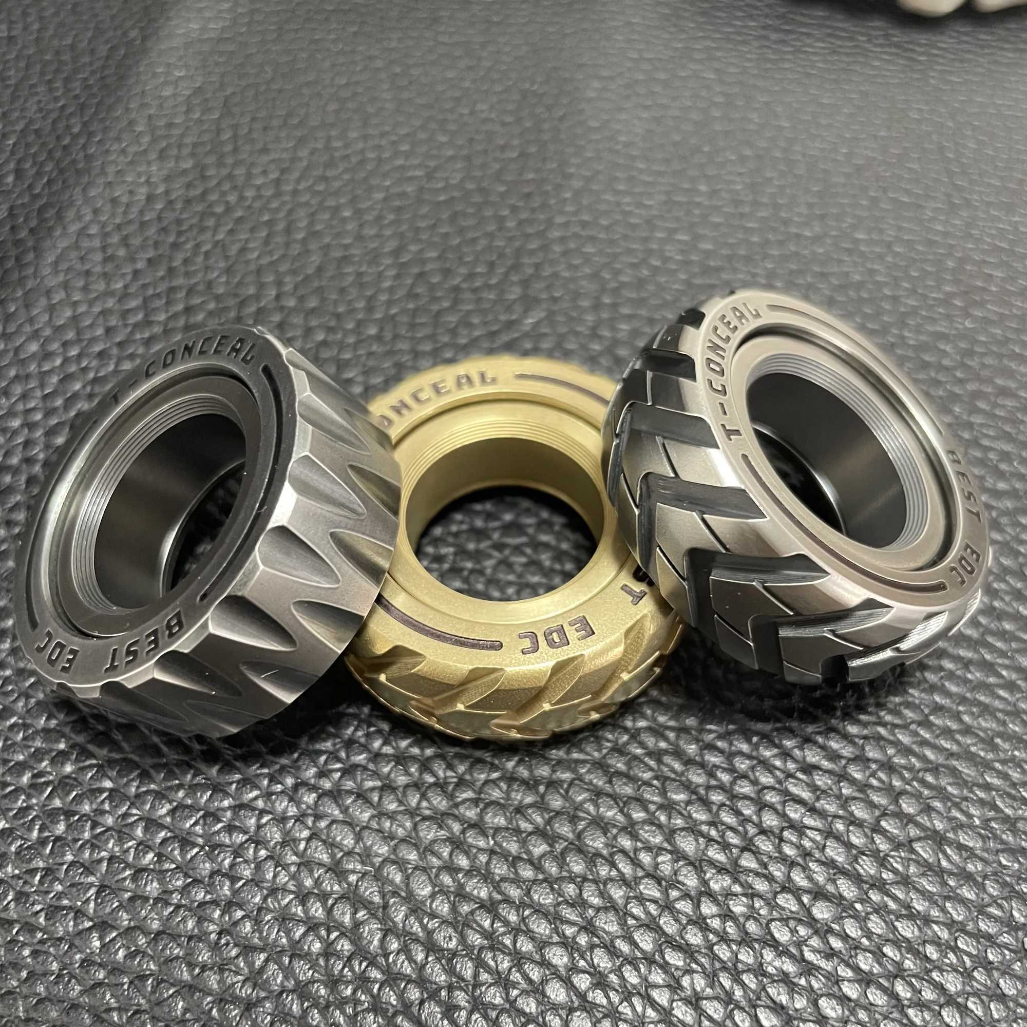 Decompression Toy Haptic Coin Mechanic Ring Paragraph Fidget Spinner Fingertip Gyro Ratchet Magnetic Metal Adult Anti Stress Toy Office Desk EDC 240412