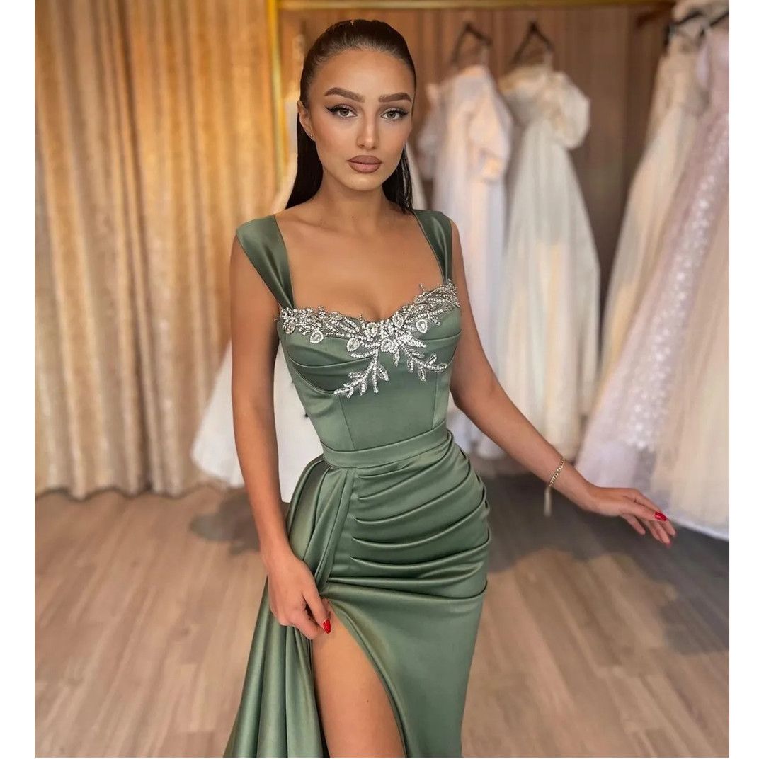 2024 Green Prom Dresses Mermaid Spaghetti Straps 연인 실버 크리스탈 파티 파티 파티 드레스 정식 이브닝 가운 사이드 스플릿