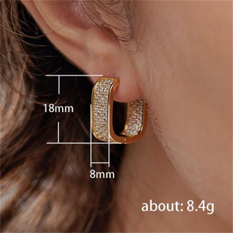 Huitan Fashion Paving CZ Women's Hoop Earrings Metal Silver/Gold Simple and Versatile Girl -oorbellen Populaire sieraden AB131