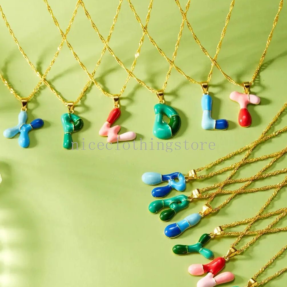 Süße süße Süßigkeitenfarben 26 Buchstaben Halsketten für Frauen Männer tropföl Alphabet A-Z Initialen Anhänger Halskette Ästhetische Schmuck Geschenk