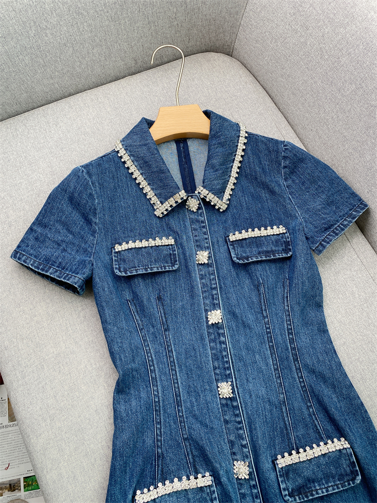 Abito in denim a pannelli a colore solido blu primaverile Abito a manicotto corto manica con strass di strass a petto singolo Abiti casual J4A12B116