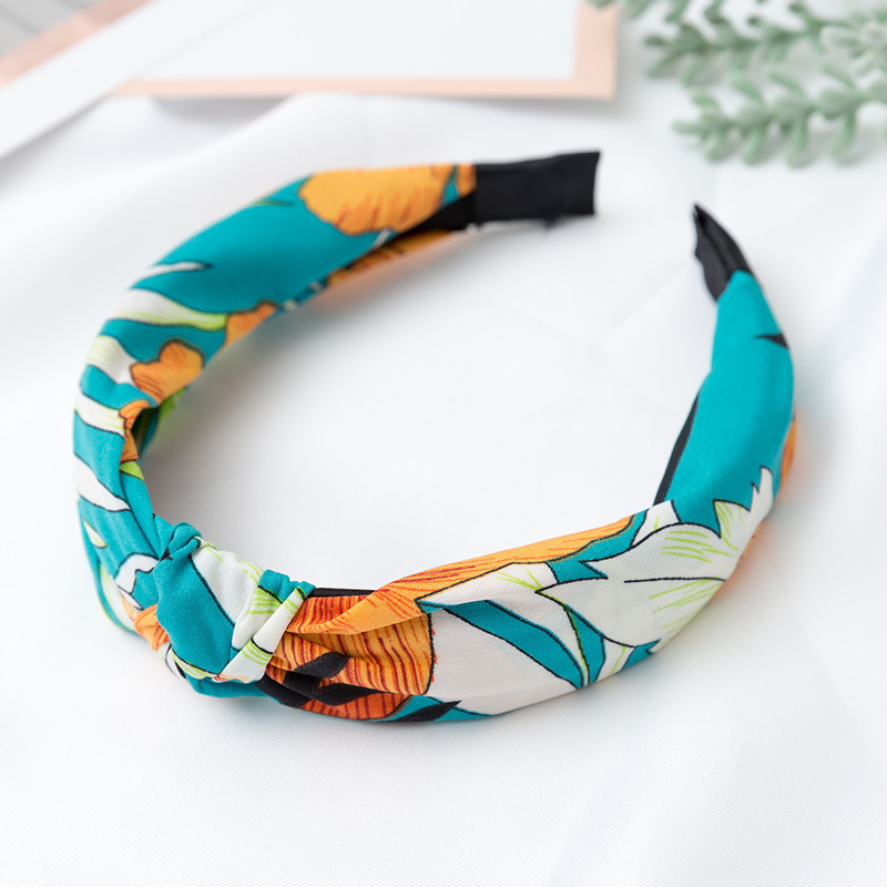 2024 En gros, motif de fleurs européen Cross Knot Girl Hair Accessoires Hot Vente jolie dame Imprimer en tissu Band Fashion Soft Color Girl Women Hair Band