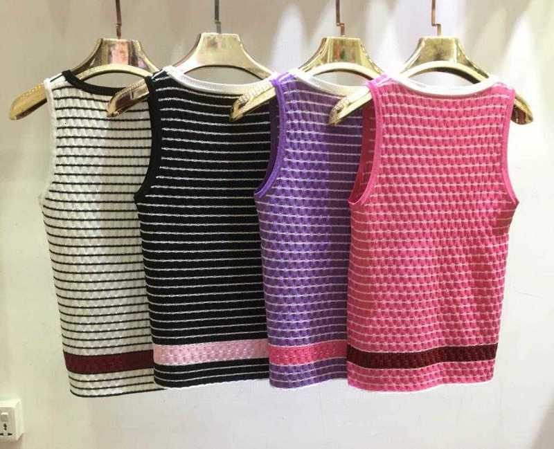 Tanks pour femmes concepteur de camis Xiaoxiangfeng 24 Été Nouveau rayure brodée le coulier de cou rond en tricot en tricot avec un âge réduit et un ajustement slim 5ZM8