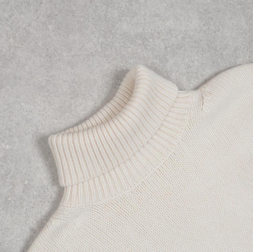 Toteme Wool Cashmere Blend Turtleneck Sweater بحجم البيج XS M/L