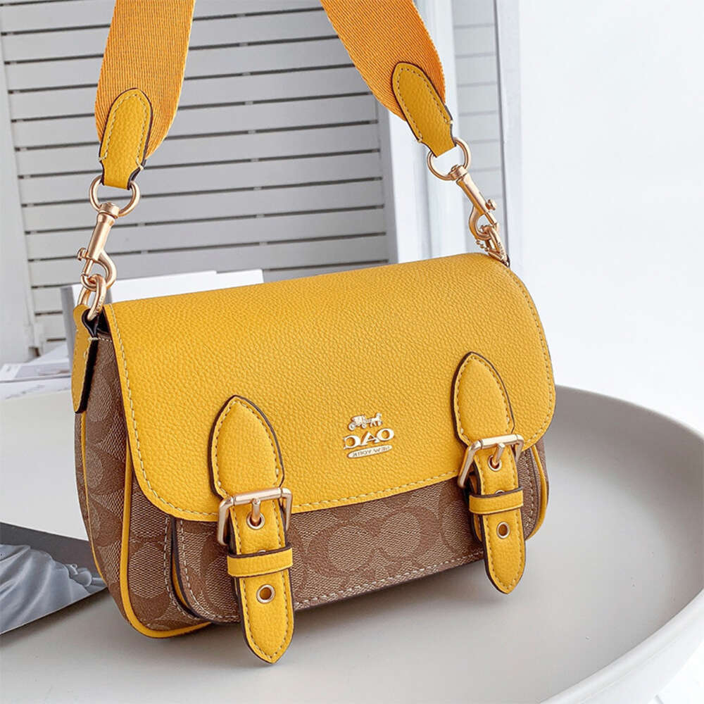 Handbag Designer Sells Hot Women's Brand Bags at 55% Discount New Shoulder Crossbody Bag Lucy Style Small Square Cotton and Canvas Leather Buckle