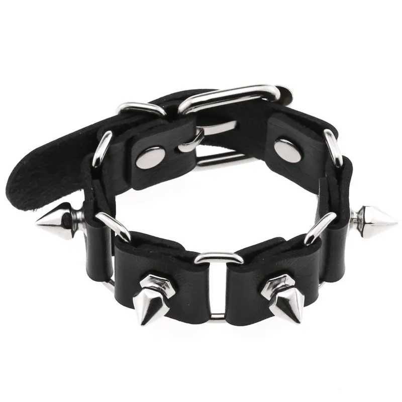 Andere Armbänder schwarze Goth -Armbänder für Frauen Punk Boho Emo Spike Nieten PU Leder Charme Armband Manschette Bangles Festival Schmuckparty Geschenke Geschenke 240415