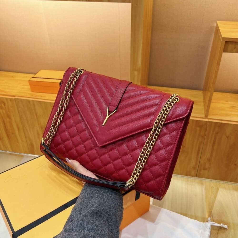 Handväska designer säljer kvinnors märkesväskor på 55% rabatt mönster väska kedja liten fyrkantig en axel crossbody
