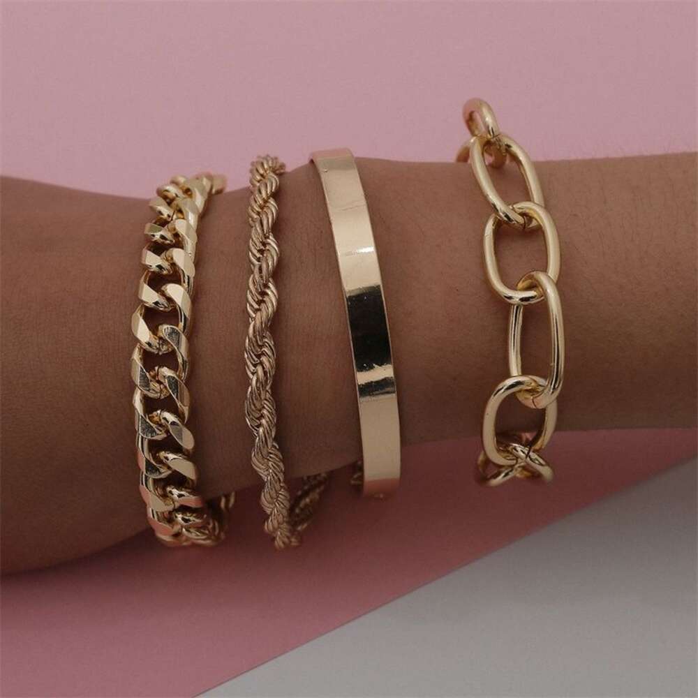 Valda armband för gåvor på våren och sommaren Ins Lovers: s bästa vän koreanska modeartiklar Cross Fried Ded Tvists Tjock Chain Trend