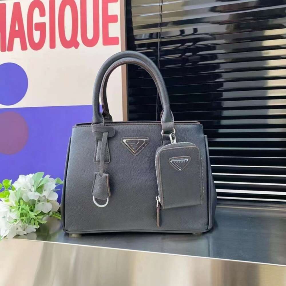 Seller Horse Designers Nuovo zaino all'ingrosso in pelle con una borsa