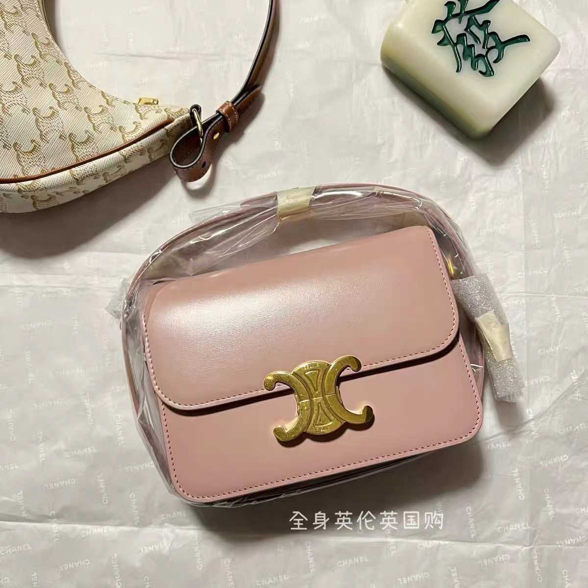 Sacs de créateurs haut de gamme pour coussin de tofu en cuir de cellule nouveau Nouveau petit sac carré épaule simple croix de corps original 1: 1 avec logo et boîte réel