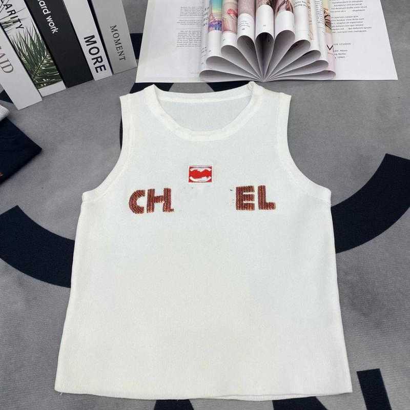 دبابات النساء Camis Designer 2024 Summer New Small Spragrant Letter Hot Diamond Diamond Neck Pullover Sloveress Tankt Tank Top Short Fit Lltl LLTL