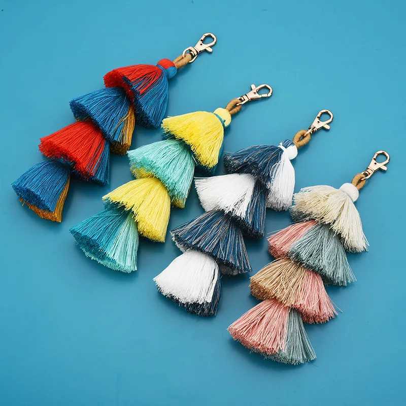 Keychains Lanyards Handmade Women Colorful Boho Pom Tassel Bag Charm Key Chain Fashion Jewerly Llaveros Keychain Accessories for Girls