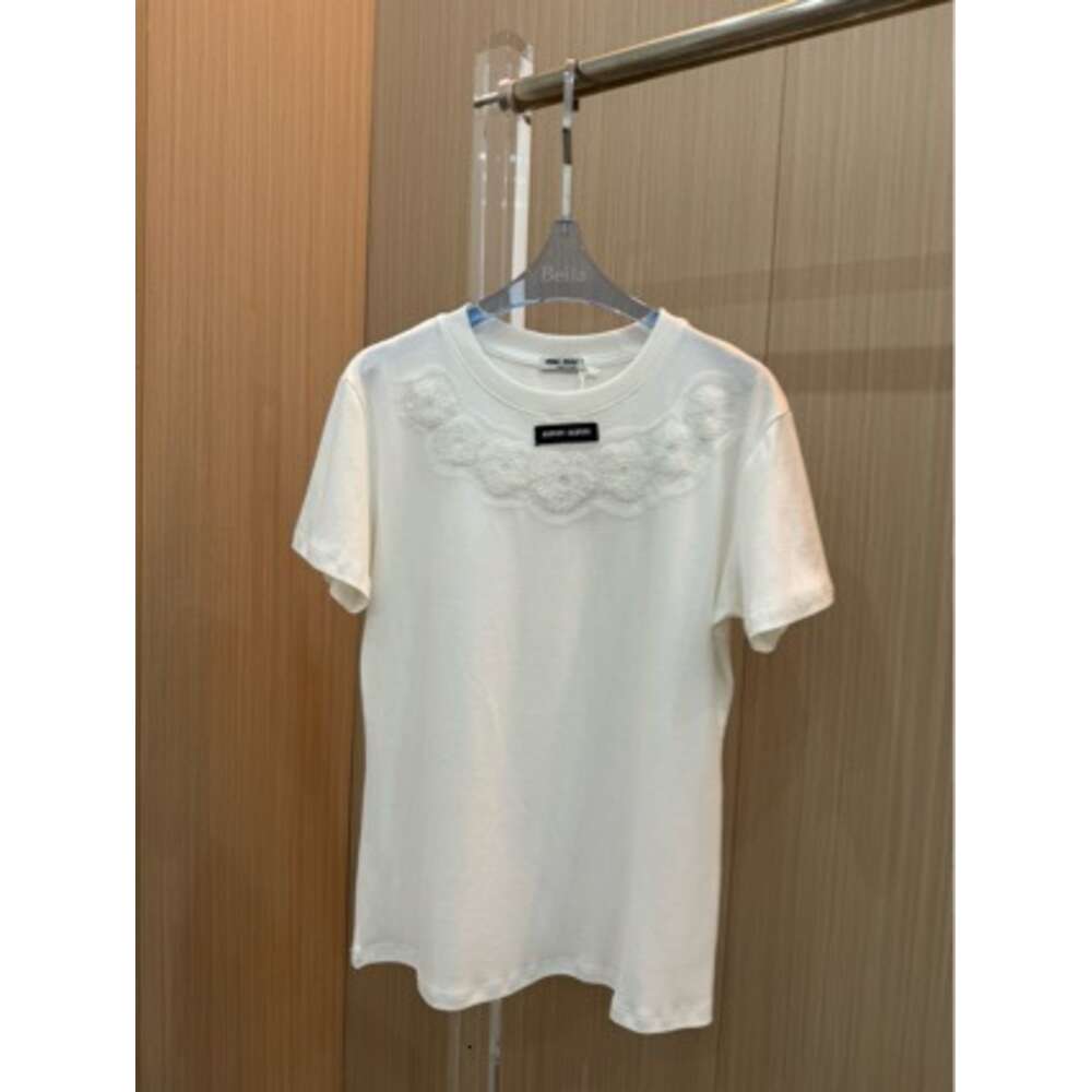 デザイナーKK24 Tシャツ小さなネームプレートロゴと軽い豪華な刺繍の花の丸いネック短袖ヘビーデューティメッシュネイルビーズ