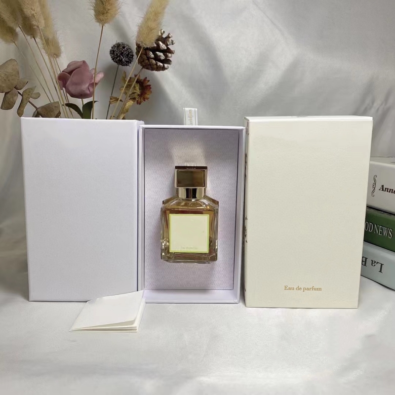 Unisexe Natural Spray Parfum Designer Perfume de haute qualité 30 ml Ensemble Suit 70 ml Fragrance floral oriental pour les femmes Pergrance durable pour les hommes
