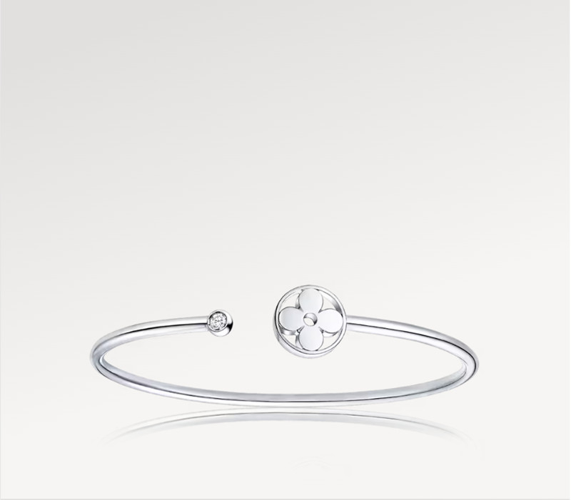 Braccialetti designer classici Bangles di moda di alta qualità Donne Gioielli in acciaio inossidabile Bracciale aperto Bracciale d'oro in oro rosa in argento