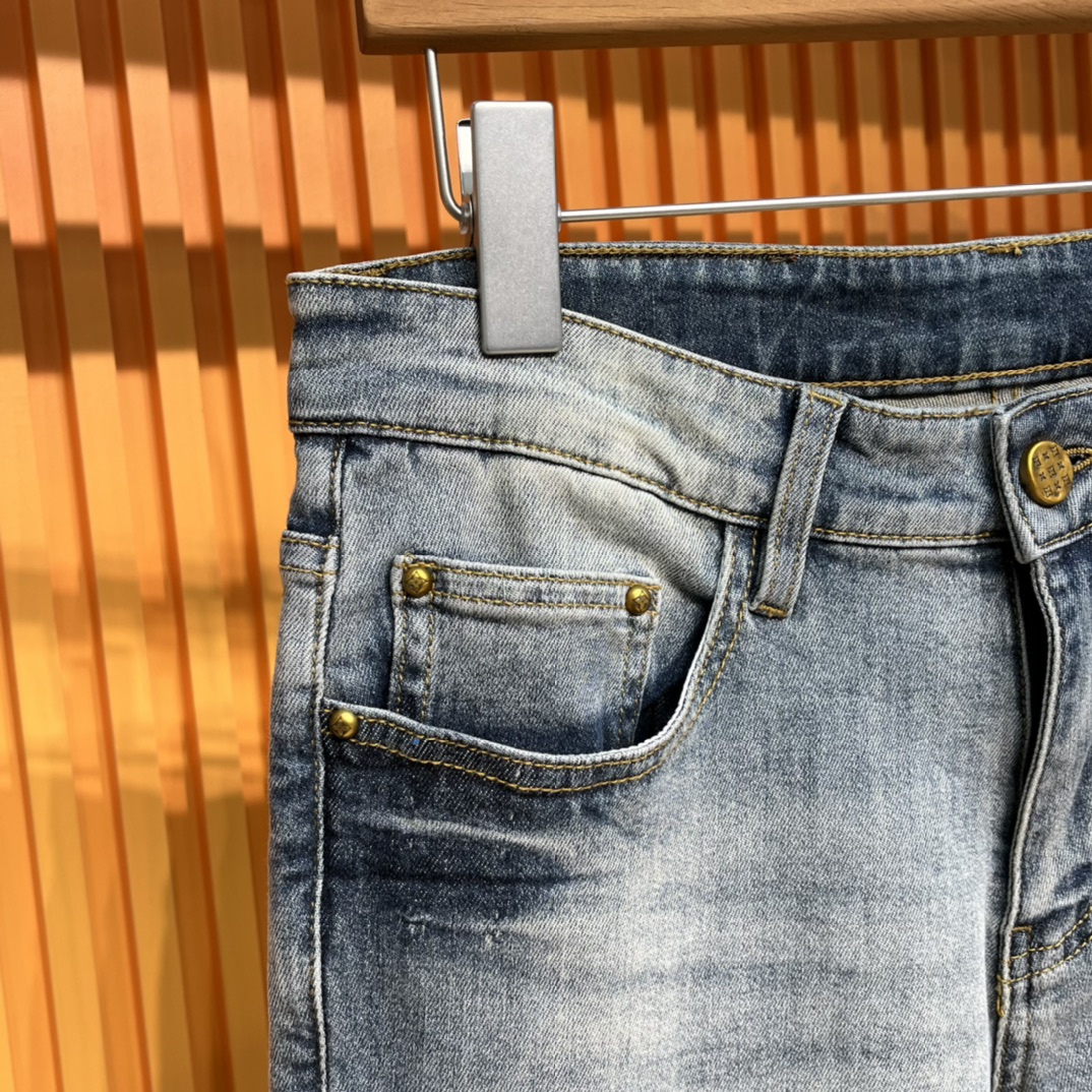 2024 Bordado de otoño de primavera Impresión Impresión Jeans de hombres Ripped Luz de Luz de Luz Longada Pantalones de lápiz WCNZ107