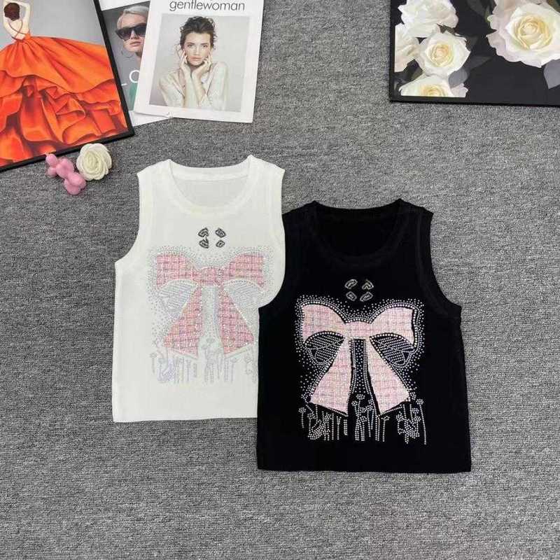 Women's Tanks & Camis designer 2024 Summer New Xiaoxiang Heavy Industry Butterfly Hot Diamond Round Neck Pullover Knitted Sleeveless Slim Fit Tank Top GRYG