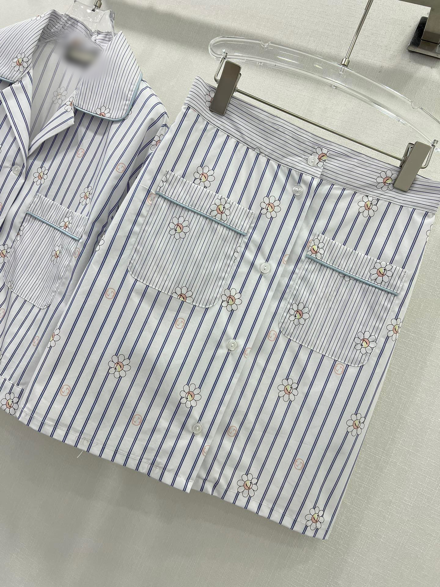 2 pièces Shirt Top + Mini jupe en tricot et blanc de luxe MINE MINI MINI ROGHE ROSE HOT ROSE POUR FILLES COURTES COURT