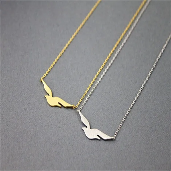 Süße Vogelschnitzchen Anhänger Halskette weibliche Seevogel Petrel Seegull Edelstahl Schlüsselbein CHOKER FÜR WEIGHTE WEIGHTE GIRKE Kettenkette Strand Schmuck Geschenk